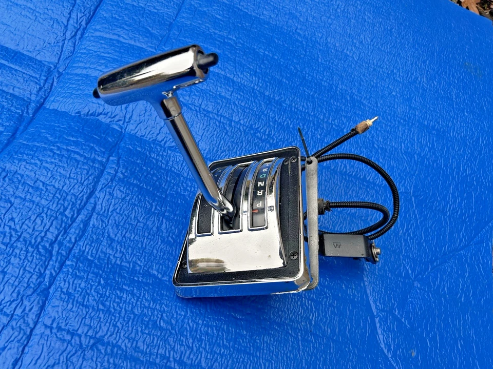 69 - 70 Mustang Automático C 4 Palanca de cambios 71 - 73 Reacondicionado Mach 1 Foto 3 de 4