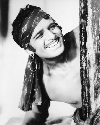 DOUGLAS FAIRBANKS in The Thief of Bagdad Movie Picture Photo 24x36