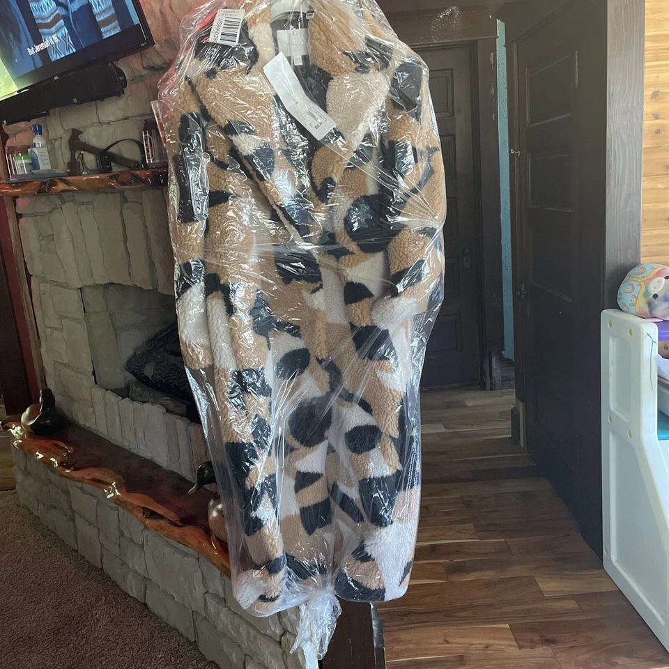 Casaco longo Hugo Boss Cermano tamanho 34-novo com etiquetas - Imagem 2 de 4