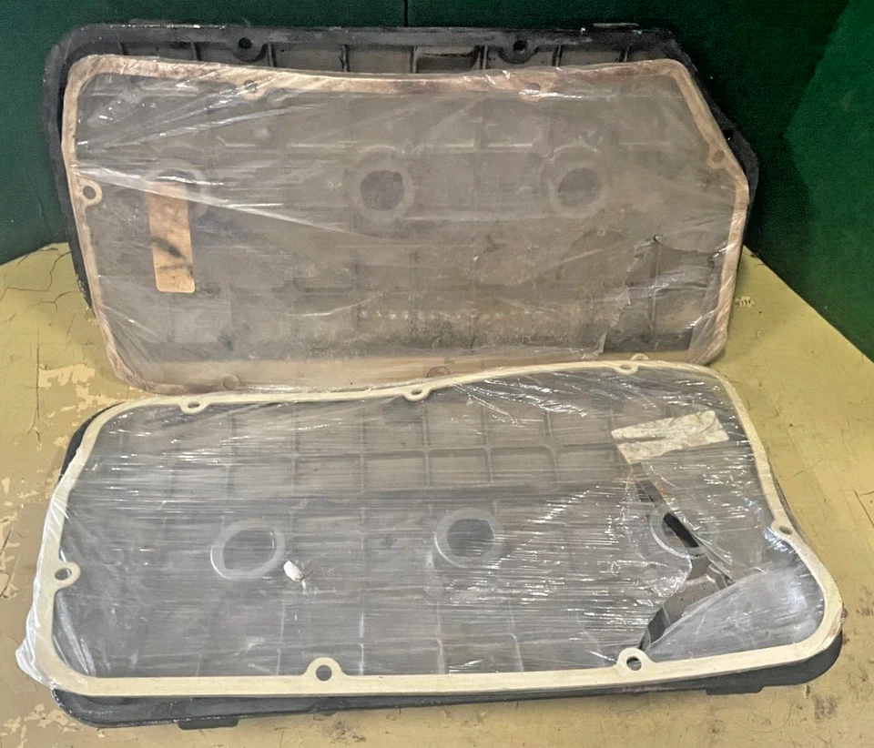 Alfa Romeo GTV-6 1985 OEM culata/cubiertas de válvula para V6 de 2,5 litros, ¿Milano? Foto 3 de 3