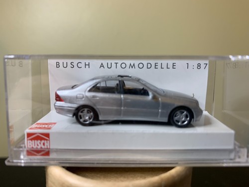 Busch #49100 Mercedes Clase C 4 puertas sedán "negro" H.O. 1:87 | Zustand: New