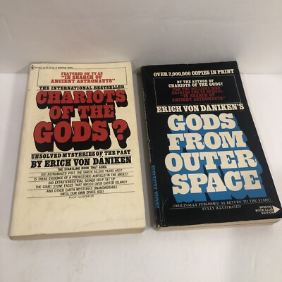 Set of 2 Books, Chariots of the gods? / gods From Outer Space, Erich Von Daniken