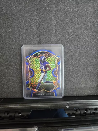 2020 Panini Select #61 Justin Jefferson Blue Prizm Die Cut Rookie Vikings