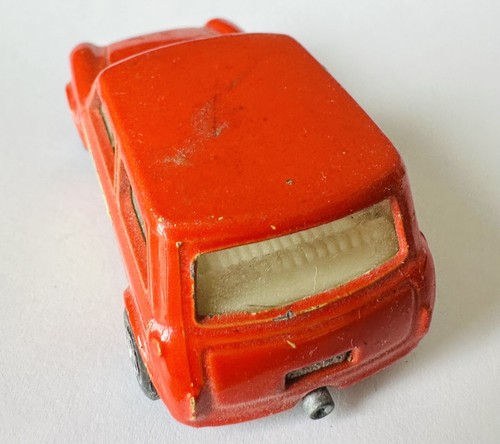 Matchbox Superfast 1970 Racing Mini No. 29 Red Orange Color Mini Copper Toy - Picture 4 of 5