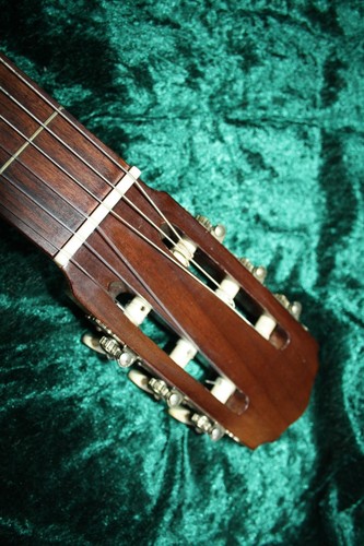 GUITARRA EN ESTUCHE, GUITARRA, LISTA PARA TOCAR, HECHA A MANO, JUAN ESTRUCH, GUITARRA DE CONCIERTO - Imagen 6 de 24