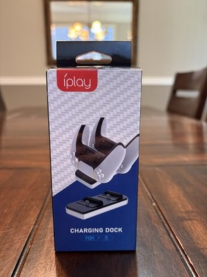 iplay Black and White Dual Charging Dock PS5