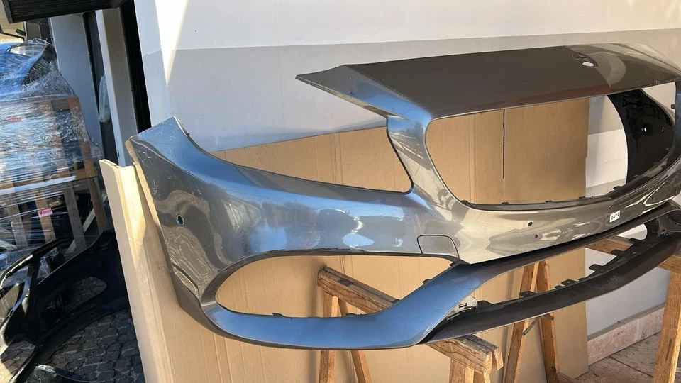 PARAURTI ANTERIORE CLASSE A W176 PREMIUM AMG ORIGINALE  2015-2018 GRIGIO MONTAGN - Immagine 2 di 4