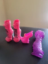Monster High / Ever After High Mixed Shoes Set Of 4
