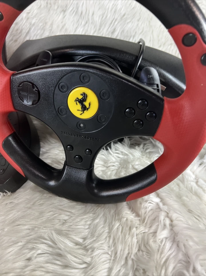Thrustmaster Ferrari Racing Wheel Red Legend Edition for PS3 or PC - Image 3 of 4