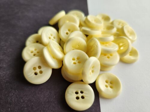 Buttercup Yellow Buttons 4-hole concave center sew through 12 Piece 11/16" 17mm - Picture 2 of 5