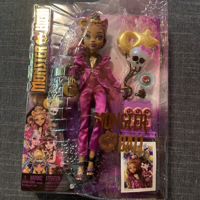 	Monster High Clawdeen Wolf Doll in Ball Party Fashion with Themed Accessories 	
