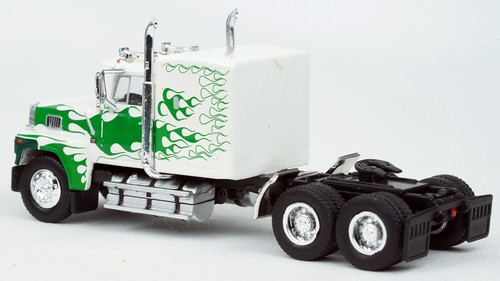 Brekina Ford LTL-9000 Truck Tractor White/Green Flame #85879 HO 1/87 Scale - Picture 5 of 6
