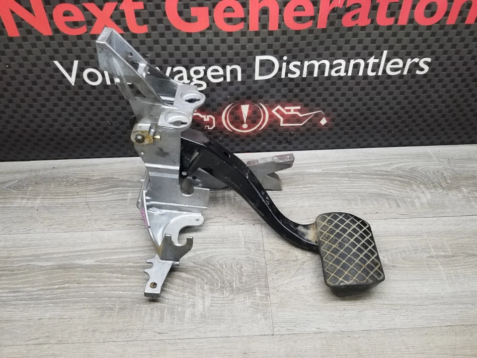 Volkswagen Passat 2004 conjunto de pedal de freno automático completo con soporte Foto 4 de 4