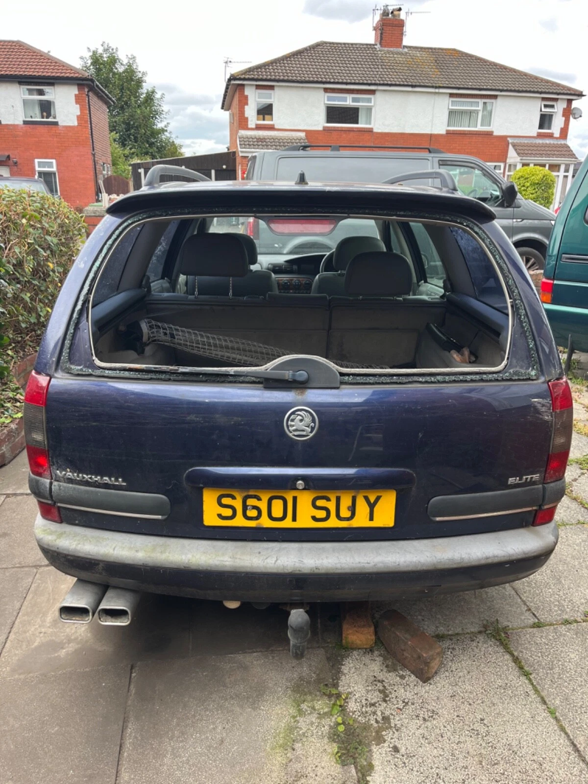 Vauxhall Omega Elite Estate - Picture 4 of 24