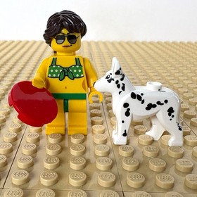 LEGO City, Recreation: Beachgoer UNPRINTED LEGS, cty0763, 60153, BEACH, 2017 DOG