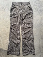 Magellan Outdoors Hunt Gear Women’s Roll Up Camo Pants