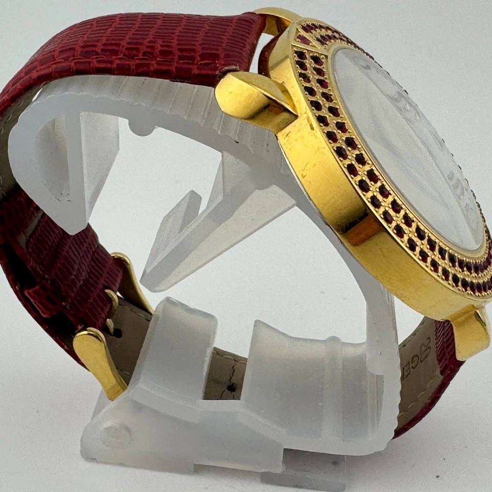 Reloj de Cuarzo Suizo Akribos Rubí Unisex 50m Acero Tono Dorado Cuero Rojo Nuevo Batte Foto 3 de 4