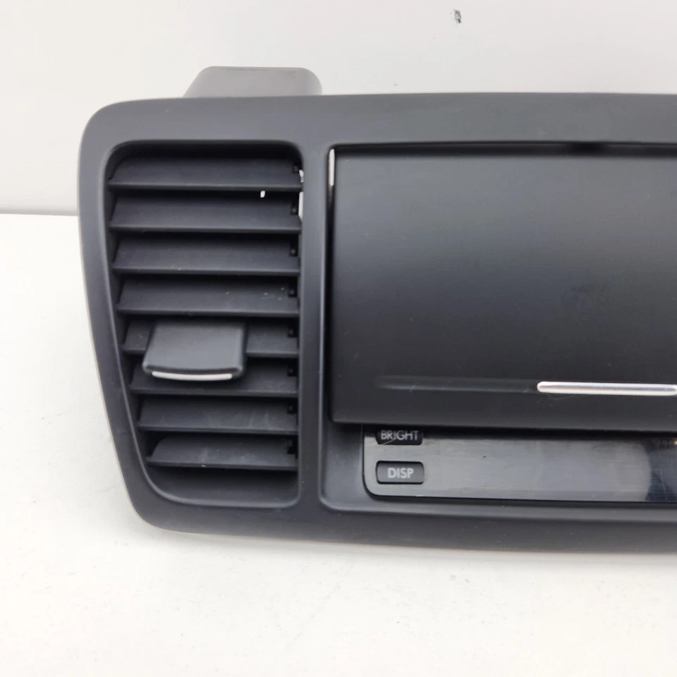 Subaru Liberty Outback 4th Gen Centre Air Vent Dash Compartment 09/03-08/09 - image 2 of 4