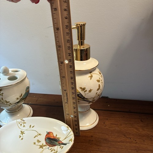 Gilded Birds Collection Bathroom Countertop Accessories Set By Avanti - Picture 3 of 17