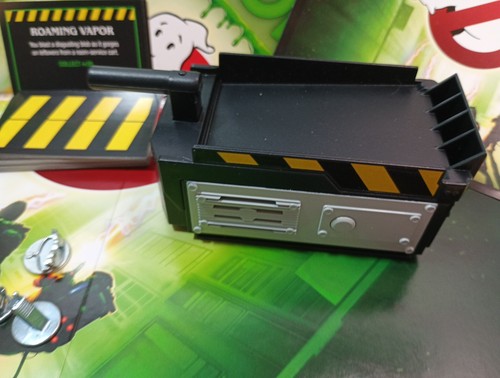 Hasbro Ghostbusters Monopoly Boxed Game w/ sound Trap Card Holder 2020 - Picture 8 of 13
