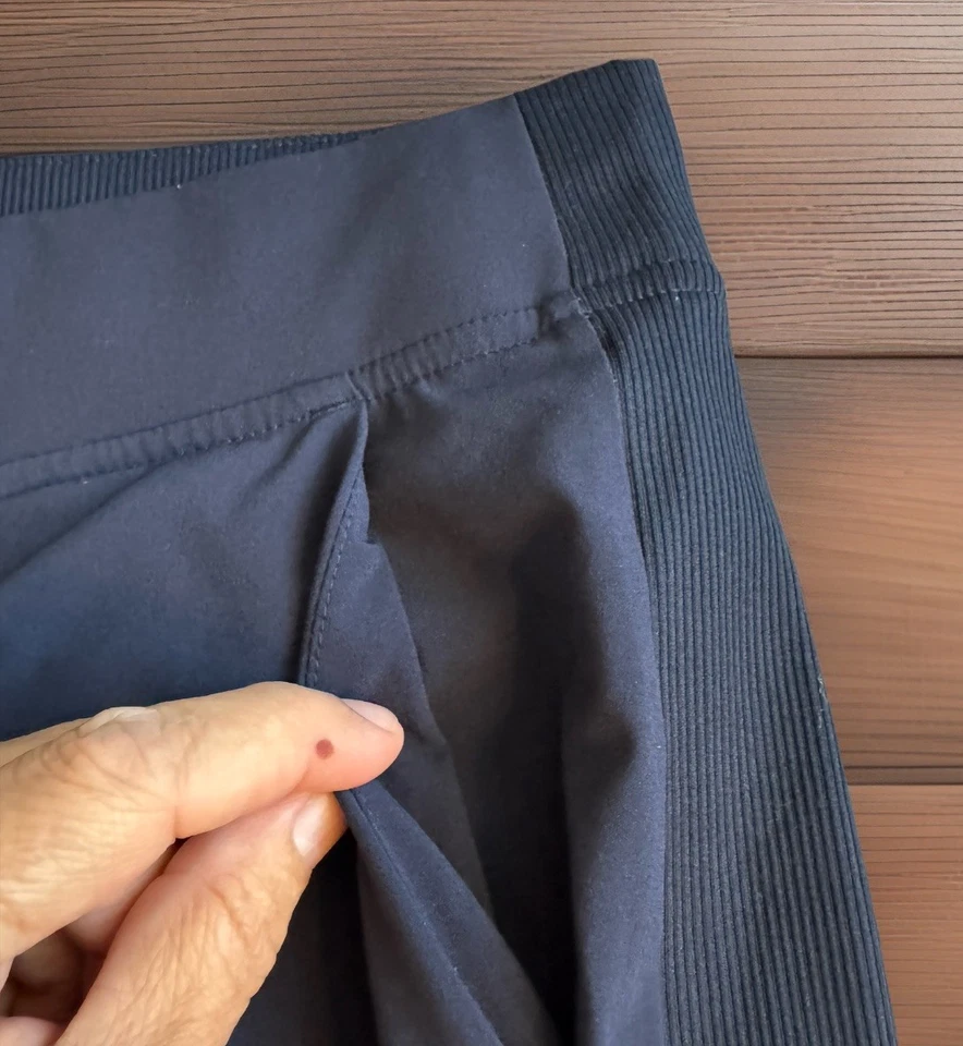 ATHLETA 裤子女式 8 码海军蓝布鲁克林踝轻便运动休闲裤 — 第 4/4 张图片