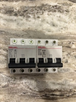 Lot Of 2 Delixi 3 Pole C10 Circuit Breakers