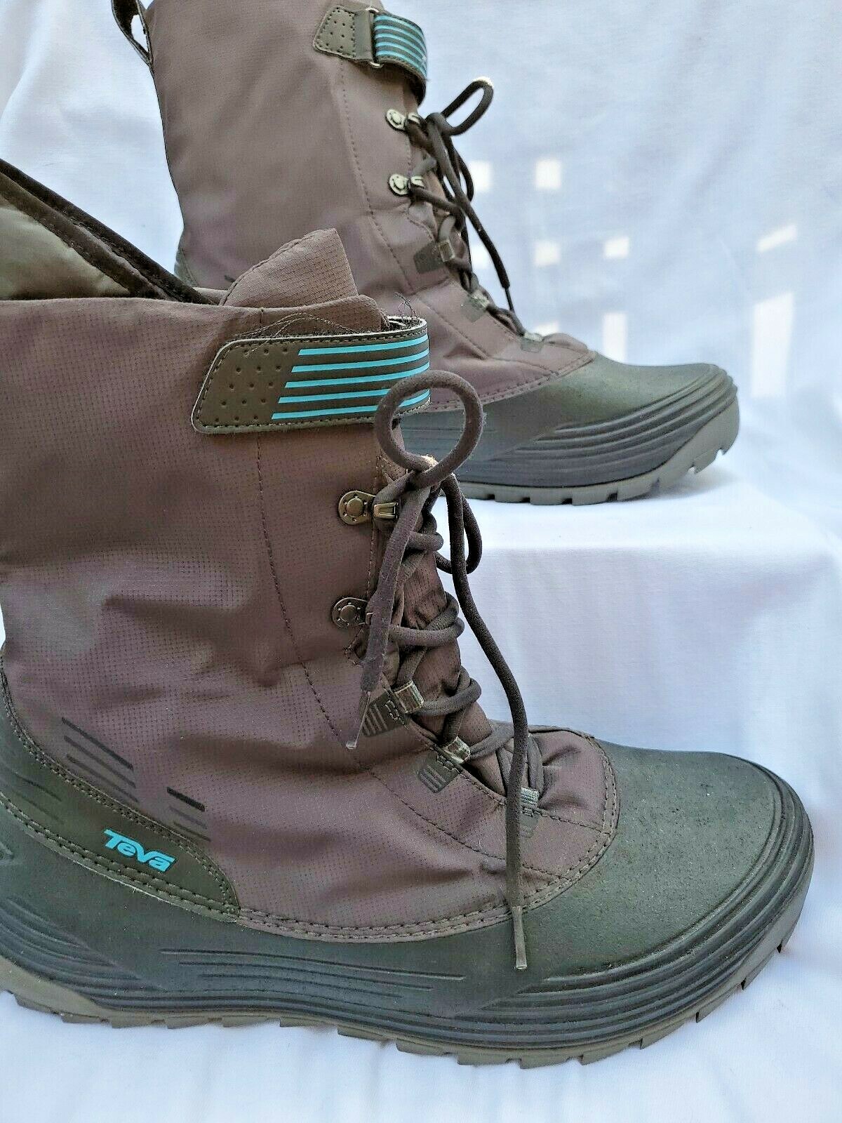 teva snow boots
