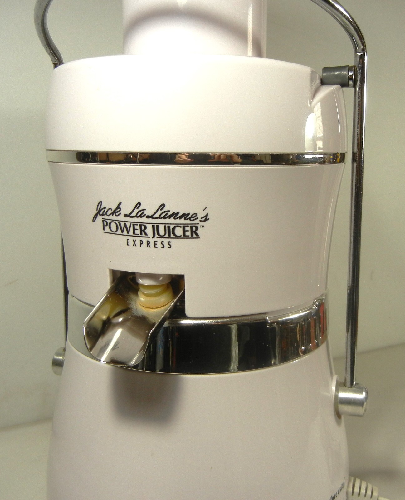 Jack Lalanne MT10201 Power Juicer Express White in Excellent