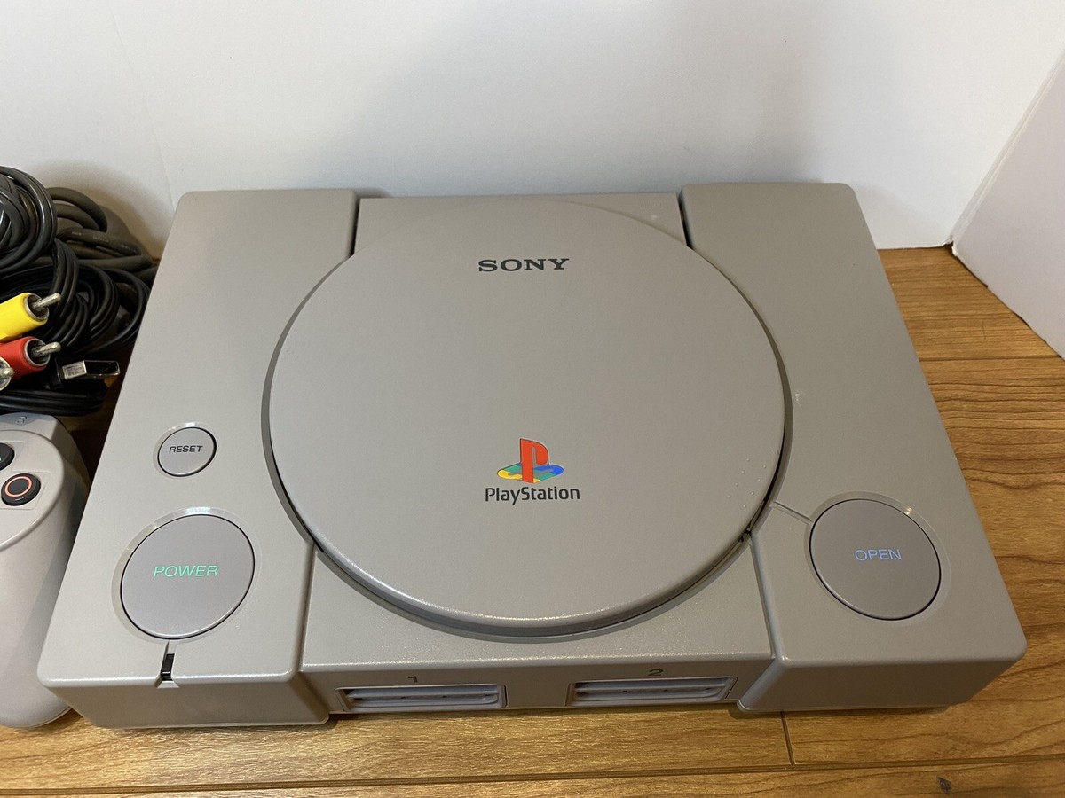 Sony PlayStation 1 PS1 SCPH-7000 Console Controller Set Gray Game