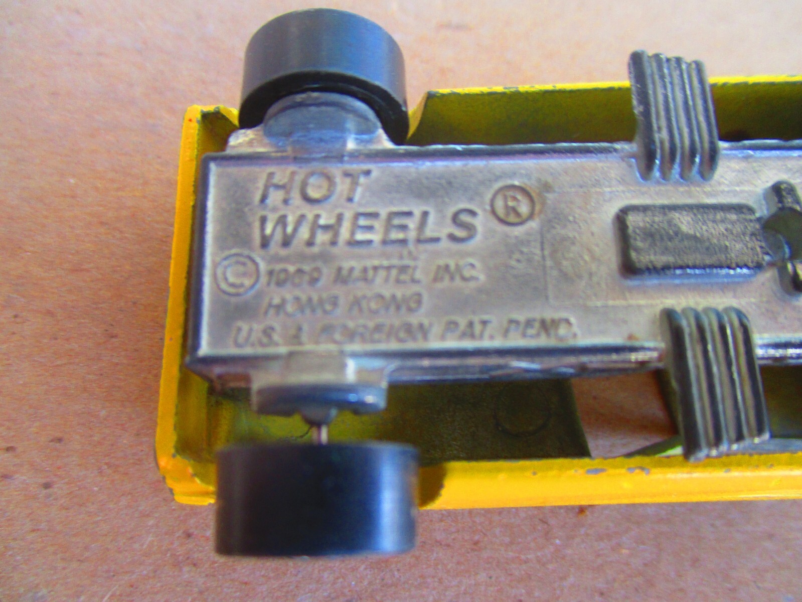 HOT WHEELS* SHOW HOSS II***RARE***YELLOW MUSTANG-BLACKWALL-FUNNY CAR  1975