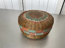 Vintage Antique Chinese Asian Woven Wicker Sewing Basket Tea Box Hand Painted