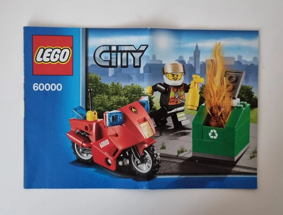 LEGO City 60000 Fire Motorcycle, foto 3 di 4