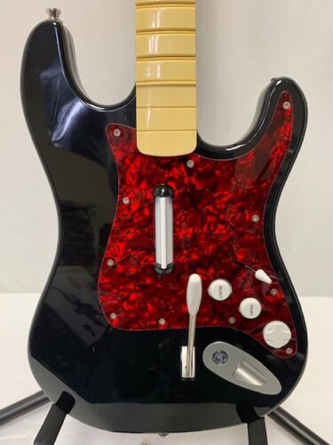 Stole på Genoplive pint PS3 PS4 PS5 Rock Band 4 Fender Strat RED PEARL Wireless Guitar*Dongle*Strap  | eBay