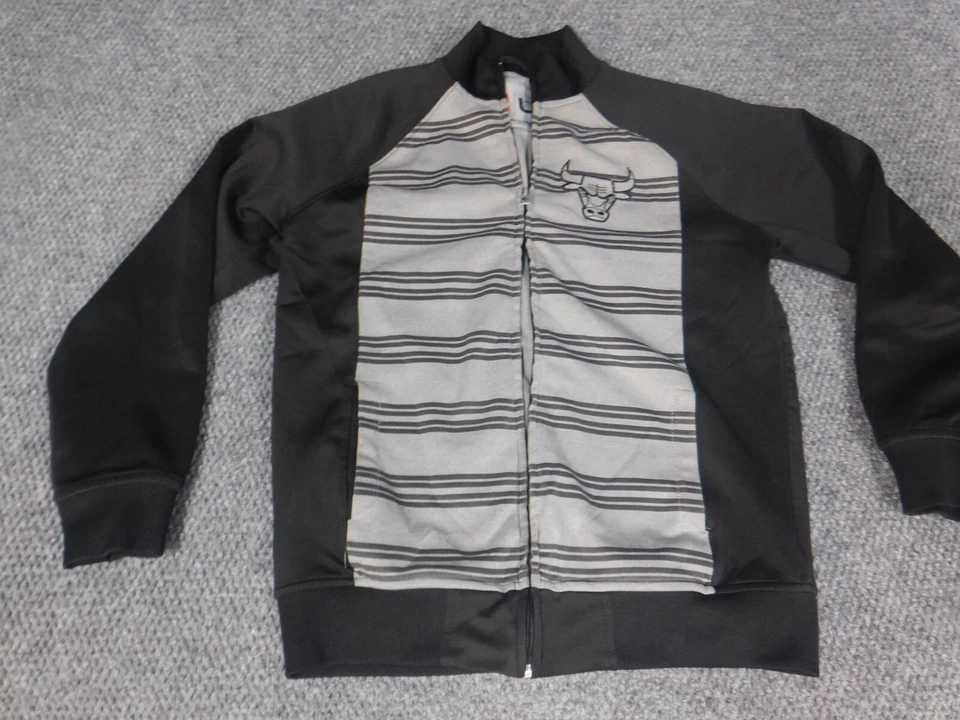 Куртка для мальчиков Chicago Bulls большая черная графическая на молнии NBA - Изображение 3 из 4