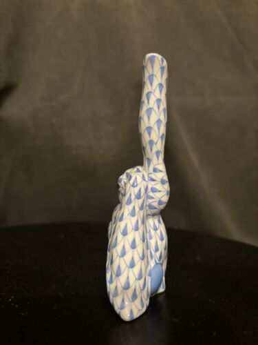 EXCELLENT HEREND Bunny Rabbit Blue Fishnet Figurine - Picture 4 of 5
