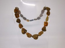 100% echte baltische Moorbernsteine, Bernsteinkette naturbelassen