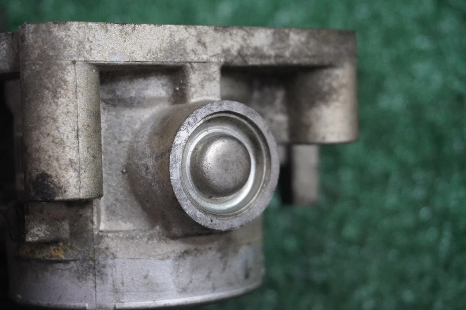 2008 FORD Focus 2L ENGINE MAUNAL FWD THROTTLE BODY OEM 87K Miles 8S4E9F991AD - Image 3 of 4