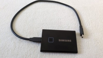 Samsung Portable SSD T7 Touch 2TB, schwarz, USB-C 3.1 (MU-PC2T0K)