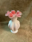 Fenton Art Glass 1940S Peach Crest Melon Rib Ruffled Crimped Top Vase