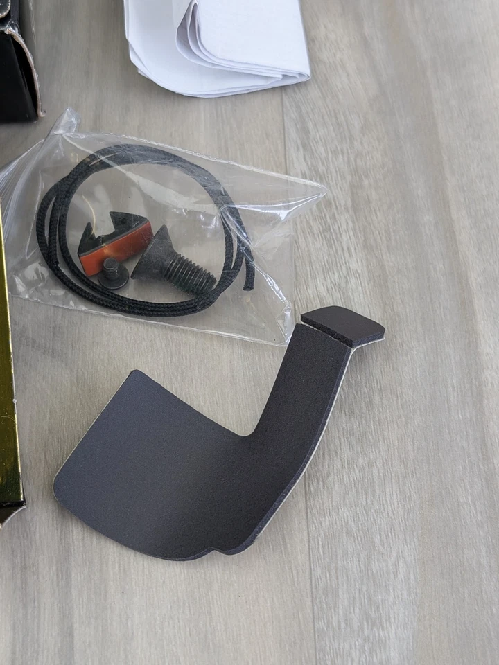 Mathews Downforce Black LH Arrow Rest #80268 New Open Box See Pictures Foam Torn - Image 4 of 4