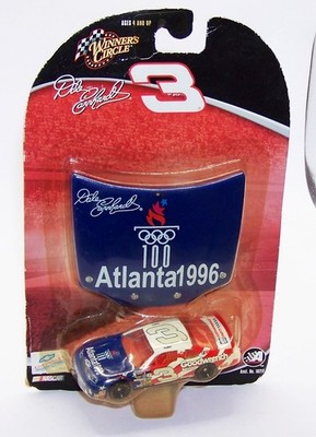 1:64 WINNERS CIRCLE 2004 1996 #3 GOODWRENCH OLYMPICS DALE EARNHARDT SR RACE HOOD