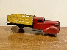 Vintage 1930s WYANDOTTE Stake Bed TRUCK WITH HEADLIGHTS PRESSED STEEL