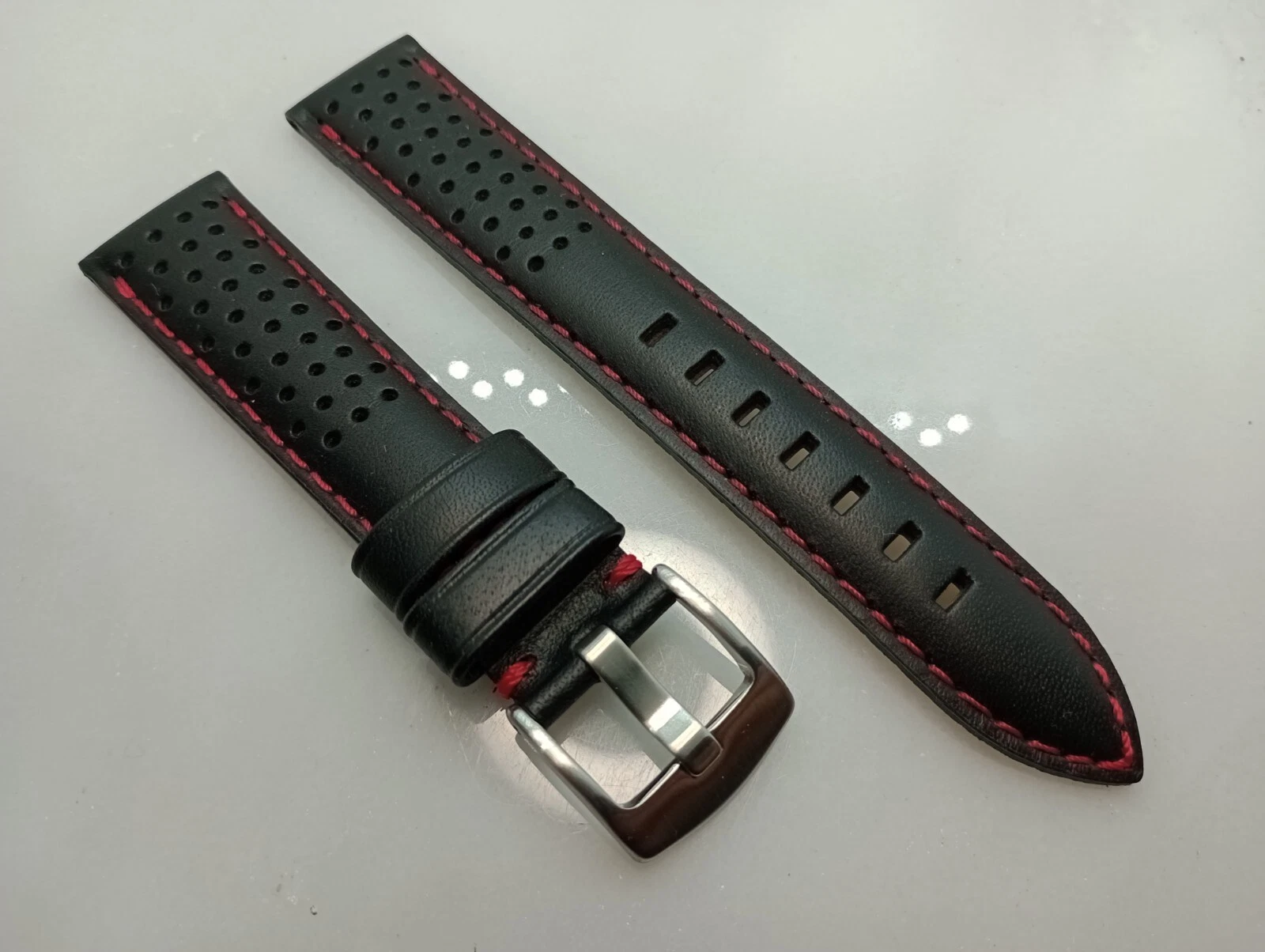 New Geckota 20mm Genuine Leather Padded Black & Red Stitching Watch Strap XA10