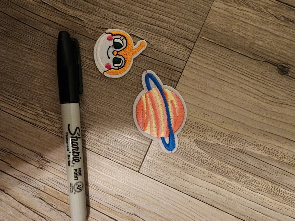 2 Pieces Embroidered Iron on Sew On Patch Alien Patch Planet Iron On Patch - Image 2 of 3