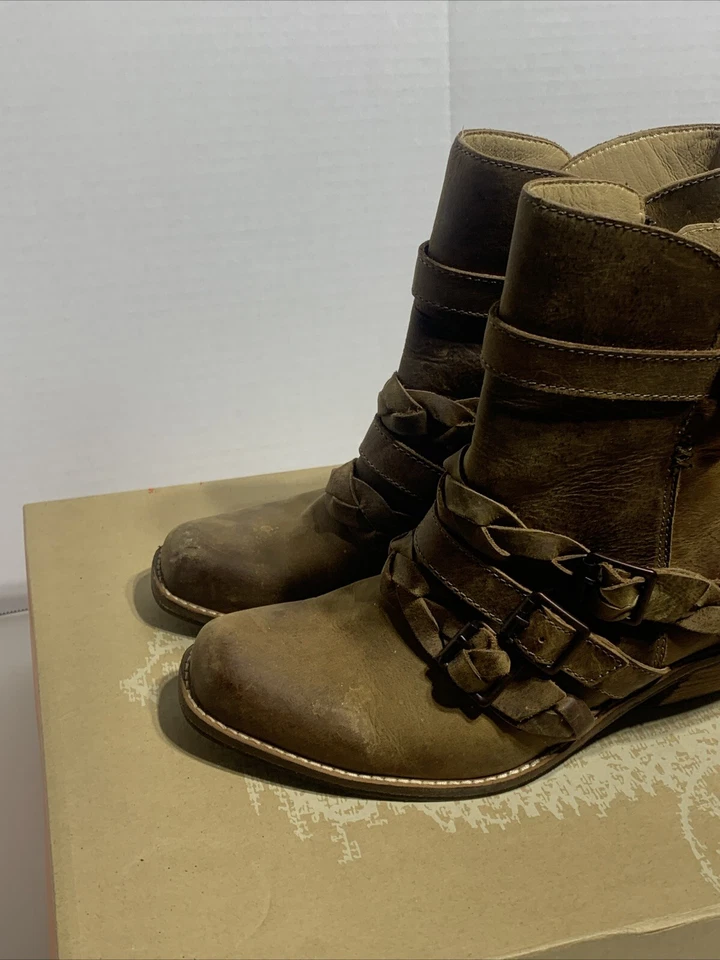Botas ocidentais femininas Anthro Latigo tamanho 9 Paz couro marrom trançado estilo boho - Imagem 3 de 4
