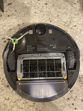 ✅ iRobot Roomba 675 Robot Vacuum‼️VACUUM ONLY‼️ Won’t Charge And Crack On Top