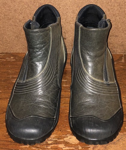 Clarks Size 7M Women’s Gray Leather Muckers Rainboots - Picture 2 of 21