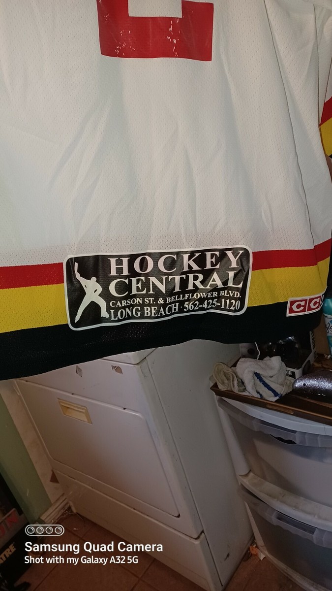 Vintage Vancouver Canucks Jersey Size Youth X-Large – Yesterday's