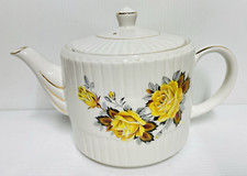 Ellgreave Wood & Sons Genuine Ironstone RARE Yellow Roses Ribbed Teapot with lid