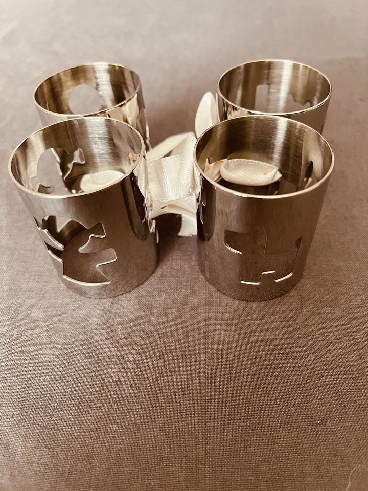 Quattro Portatovaglioli GIROTONDO ALESSI Acciaio Inossidabile - Immagine 2 di 4